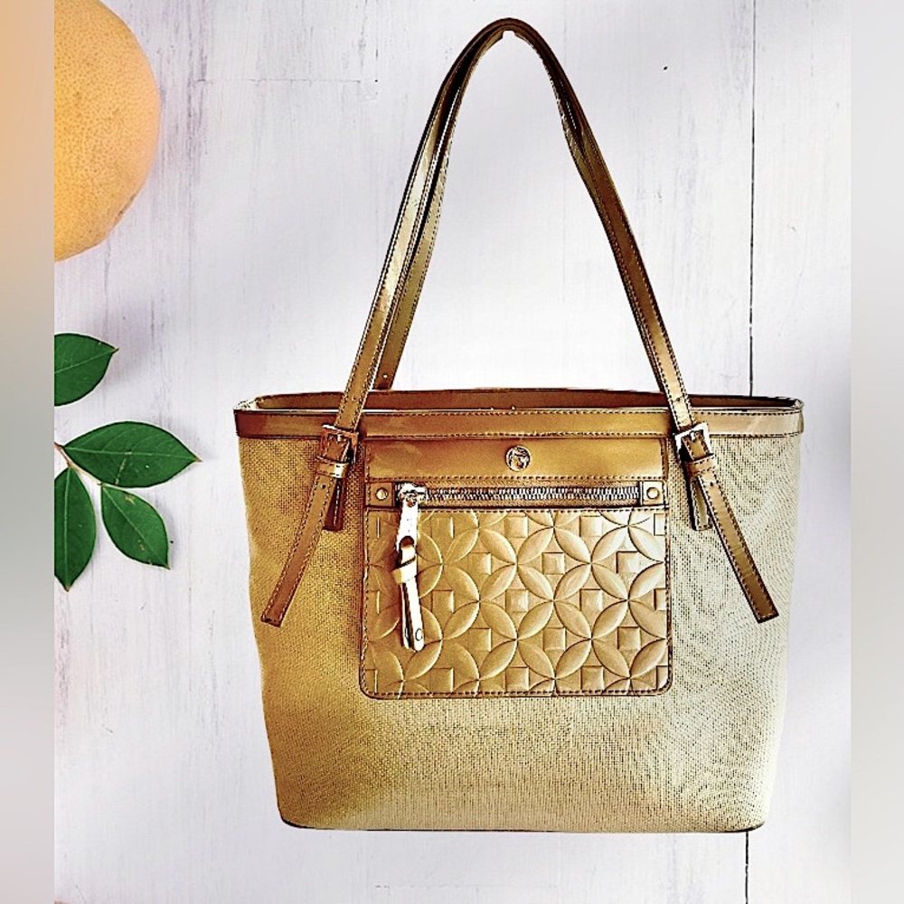 Spartina 449 Splendor Pocket Linen Tote in pristine condition! Light Tan linen.